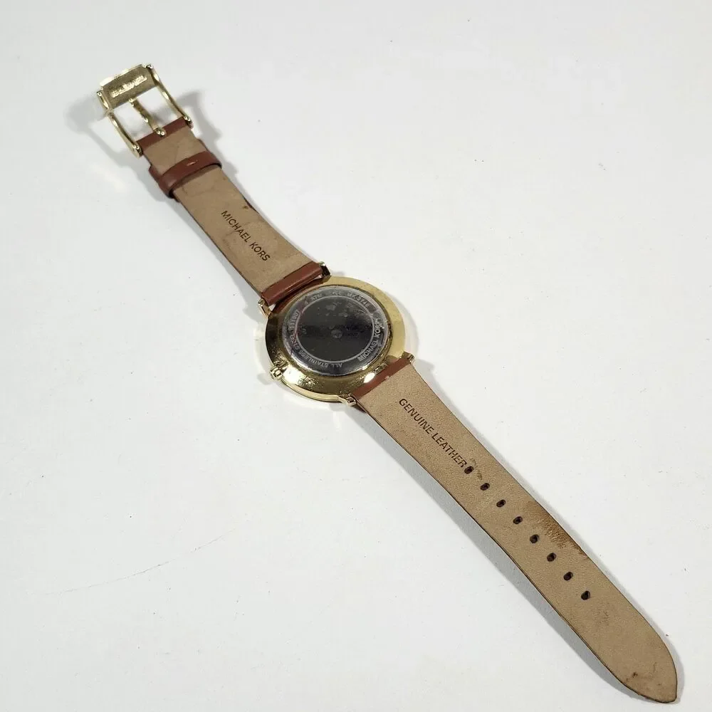 Michael Kors watch running